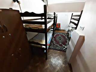 Хостелы Shamrock Republic Square Hostel and Tours Ереван Односпальная кровать в общем номере с 10 кроватями-1