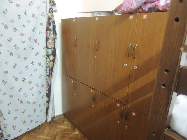 Хостелы Shamrock Republic Square Hostel and Tours Ереван-33